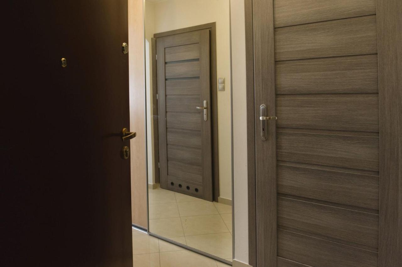 Apartamenty Nad Jeziorkiem Warsaw Exterior photo